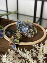 Lade das Bild in den Galerie-Viewer, Kranz Workshop (vollgebunden)