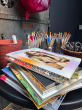 Lade das Bild in den Galerie-Viewer, Colorful Mixed Media Moments