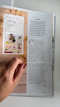 Lade das Bild in den Galerie-Viewer, Papierblumen Workshop