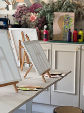 Lade das Bild in den Galerie-Viewer, Colorful Workshop
