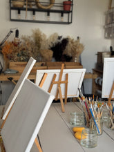 Lade das Bild in den Galerie-Viewer, Colorful Workshop
