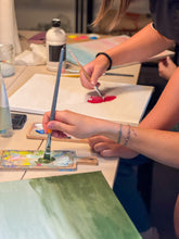 Lade das Bild in den Galerie-Viewer, Colorful Workshop
